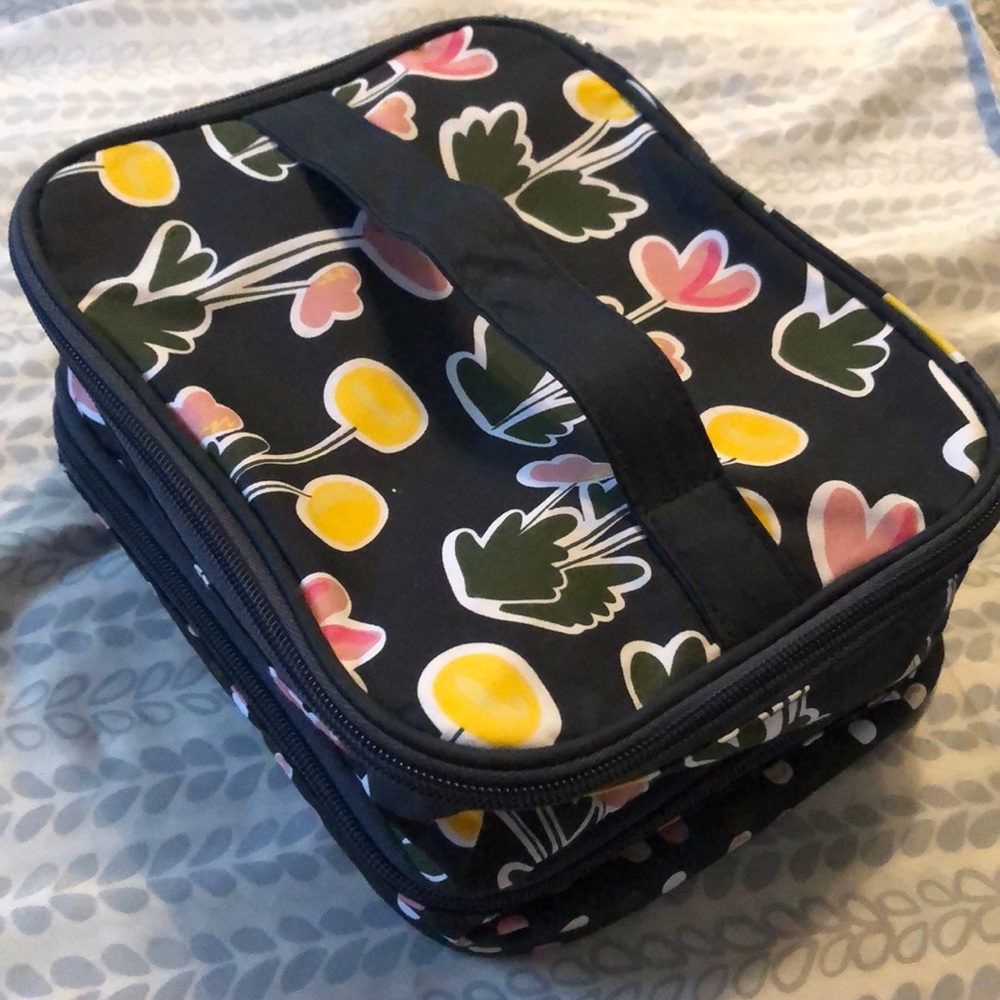 Travel/ makeup bag